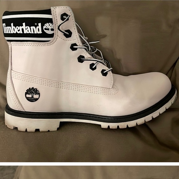 White Timberlands - Picture 1 of 1